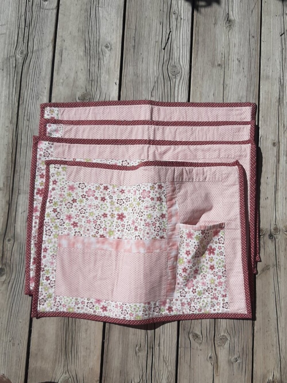Handmade Placemats (4) with Utensil Pocket Pink
